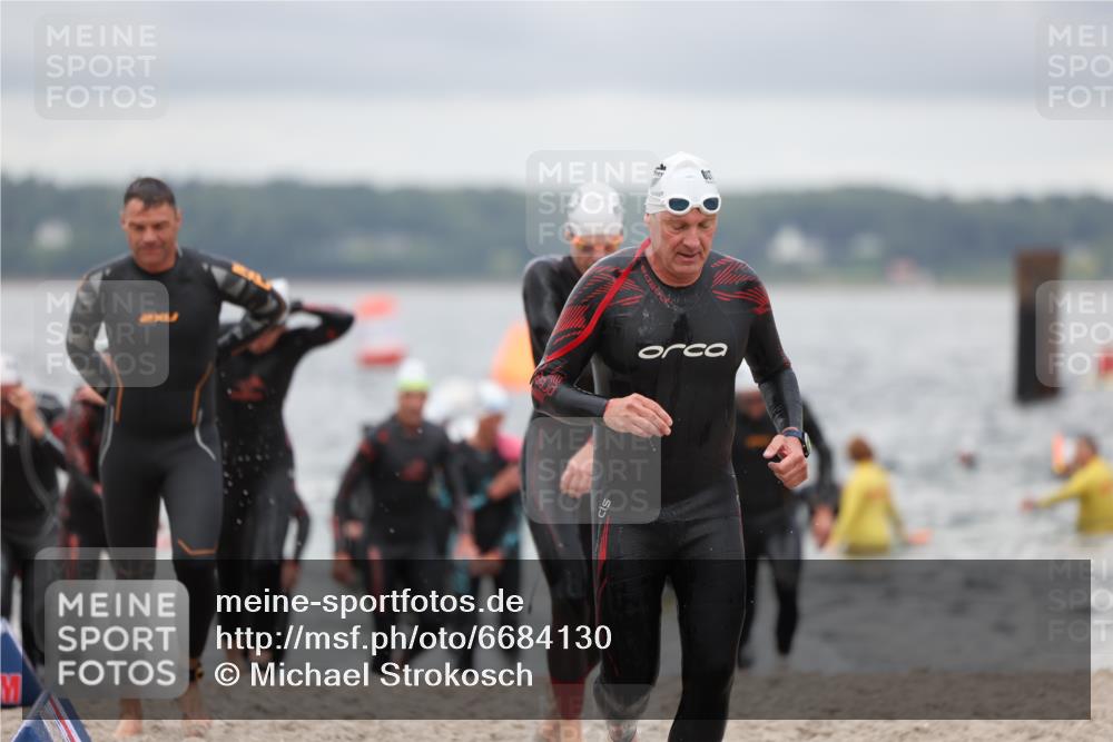 04.08.2024 - OstseeMan Michael Strokosch http://msf.ph/oto/6684130 04.08.2024 10:15:04 Schwimmen 428, 627, 659, 663, 715, 753, 756, 782, 788, 788, 809, 814 meine-sportfotos.de