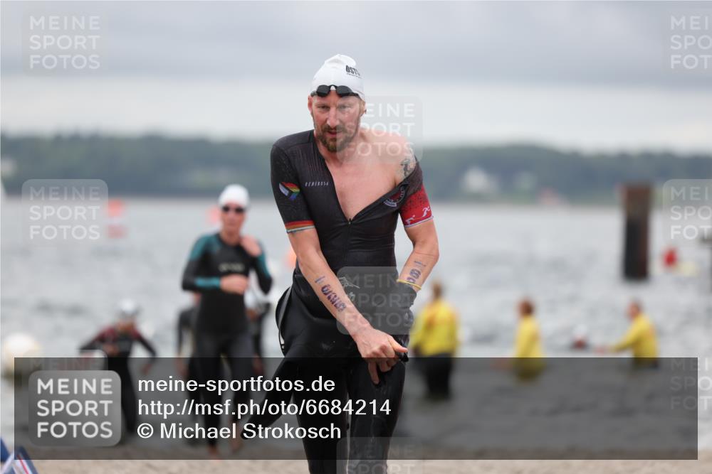 04.08.2024 - OstseeMan Michael Strokosch http://msf.ph/oto/6684214 04.08.2024 10:15:23 Schwimmen 428, 625, 627, 638, 663, 707, 715, 753, 756, 759, 782, 784, 788, 788, 802, 814 meine-sportfotos.de