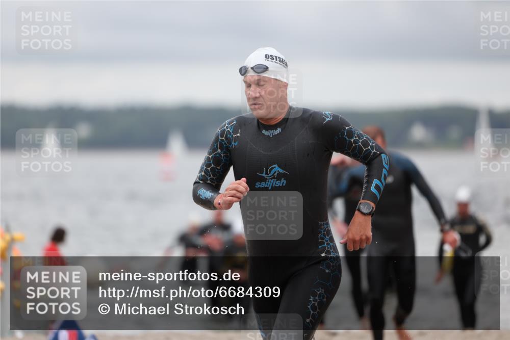 04.08.2024 - OstseeMan Michael Strokosch http://msf.ph/oto/6684309 04.08.2024 10:15:48 Schwimmen 570, 638, 640, 648, 649, 685, 723, 742, 754, 784, 810 meine-sportfotos.de
