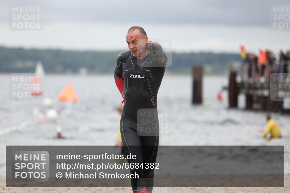 04.08.2024 - OstseeMan Michael Strokosch http://msf.ph/oto/6684382 04.08.2024 10:16:06 Schwimmen 648, 682, 723, 742, 743, 754, 785, 810 meine-sportfotos.de