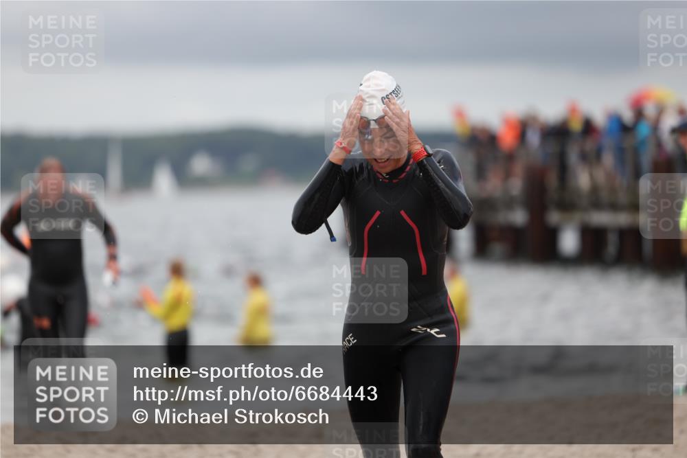 04.08.2024 - OstseeMan Michael Strokosch http://msf.ph/oto/6684443 04.08.2024 10:16:39 Schwimmen 698, 736, 795 meine-sportfotos.de