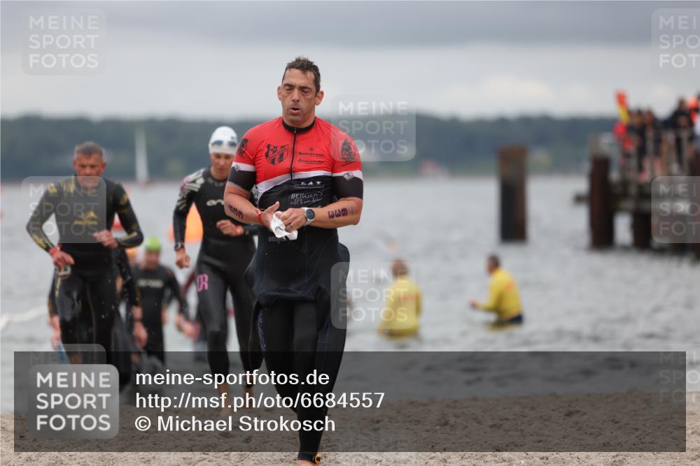 04.08.2024 - OstseeMan Michael Strokosch http://msf.ph/oto/6684557 04.08.2024 10:17:31 Schwimmen 633, 679, 680, 694, 786, 937, 957 meine-sportfotos.de
