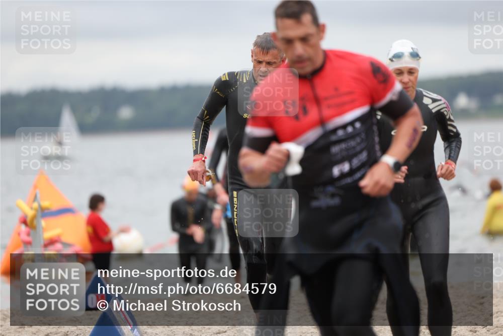 04.08.2024 - OstseeMan Michael Strokosch http://msf.ph/oto/6684579 04.08.2024 10:17:35 Schwimmen 493, 633, 679, 680, 694, 786, 937, 957 meine-sportfotos.de
