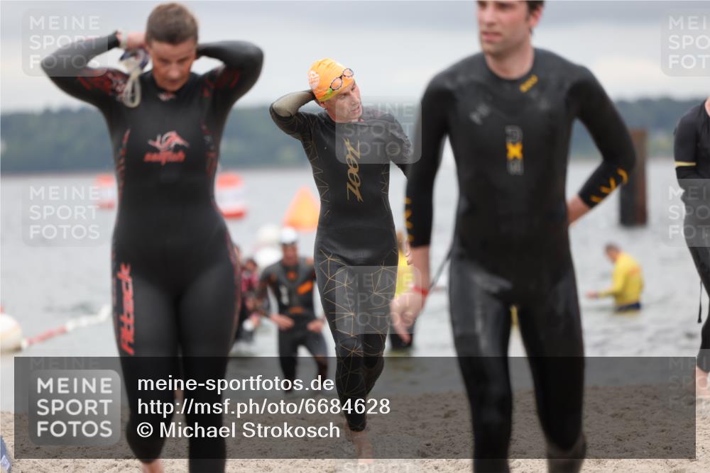 04.08.2024 - OstseeMan Michael Strokosch http://msf.ph/oto/6684628 04.08.2024 10:17:44 Schwimmen 451, 493, 573, 612, 633, 679, 680, 749, 937, 957 meine-sportfotos.de