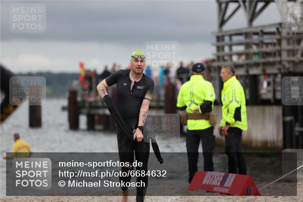 04.08.2024 - OstseeMan Michael Strokosch http://msf.ph/oto/6684632 04.08.2024 10:17:45 Schwimmen 451, 493, 573, 612, 633, 679, 680, 749, 937, 957 meine-sportfotos.de