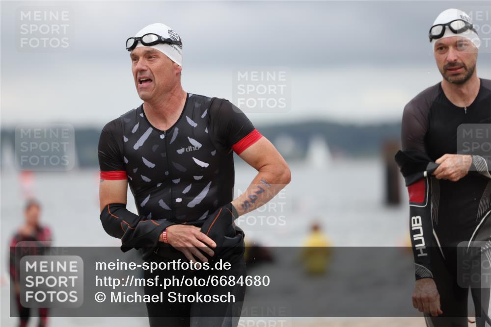 04.08.2024 - OstseeMan Michael Strokosch http://msf.ph/oto/6684680 04.08.2024 10:17:57 Schwimmen 451, 451, 493, 573, 612, 642, 662, 679, 749, 771, 771, 798, 937 meine-sportfotos.de
