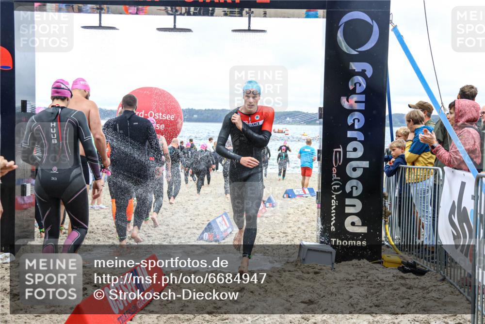 04.08.2024 - OstseeMan Strokosch-Dieckow http://msf.ph/oto/6684947 04.08.2024 09:47:22 Schwimmen 225, 320, 1157, 1159, 1159, 1170, 1179, 1181, 1181, 1203, 1211, 1211, 1219, 1219, 1222, 1222, 1234, 1241, 1241, 1243, 1251, 1251, 1254, 1279, 1289 meine-sportfotos.de
