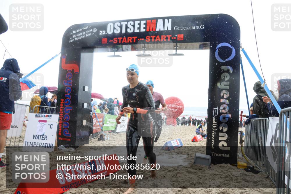 04.08.2024 - OstseeMan Strokosch-Dieckow http://msf.ph/oto/6685620 04.08.2024 09:55:03 Schwimmen 250, 271, 312, 324, 328, 331, 361, 369, 392, 397 meine-sportfotos.de