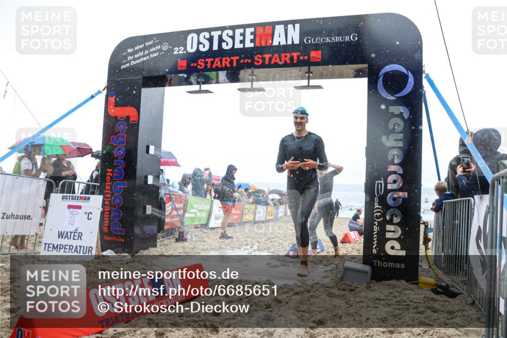 04.08.2024 - OstseeMan Strokosch-Dieckow http://msf.ph/oto/6685651 04.08.2024 09:55:28 Schwimmen 235, 286, 356, 377, 402 meine-sportfotos.de