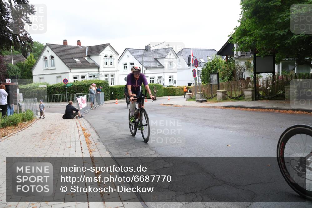 04.08.2024 - OstseeMan Strokosch-Dieckow http://msf.ph/oto/6687770 04.08.2024 09:46:54 Radfahren 122, 71, 93, 197, 1141 meine-sportfotos.de