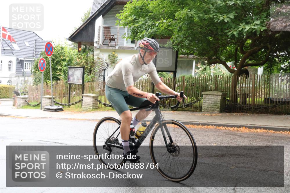 04.08.2024 - OstseeMan Strokosch-Dieckow http://msf.ph/oto/6688764 04.08.2024 10:06:39 Radfahren 1101 meine-sportfotos.de