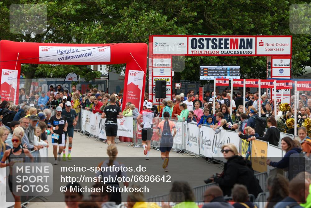 04.08.2024 - OstseeMan Michael Strokosch http://msf.ph/oto/6696642 04.08.2024 13:53:21 Laufen 107, 123, 245, 384, 511, 555, 590, 628, 673, 745, 760, 784, 837, 1107, 1122, 1253, 1257 meine-sportfotos.de