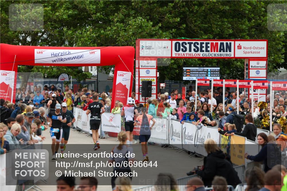 04.08.2024 - OstseeMan Michael Strokosch http://msf.ph/oto/6696644 04.08.2024 13:53:22 Laufen 107, 123, 175, 245, 384, 503, 511, 555, 590, 673, 745, 760, 784, 837, 1107, 1122, 1253, 1257 meine-sportfotos.de