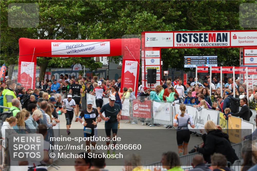 04.08.2024 - OstseeMan Michael Strokosch http://msf.ph/oto/6696660 04.08.2024 13:53:25 Laufen 107, 116, 123, 175, 245, 384, 503, 511, 555, 590, 745, 760, 784, 837, 1107, 1122, 1156, 1253 meine-sportfotos.de