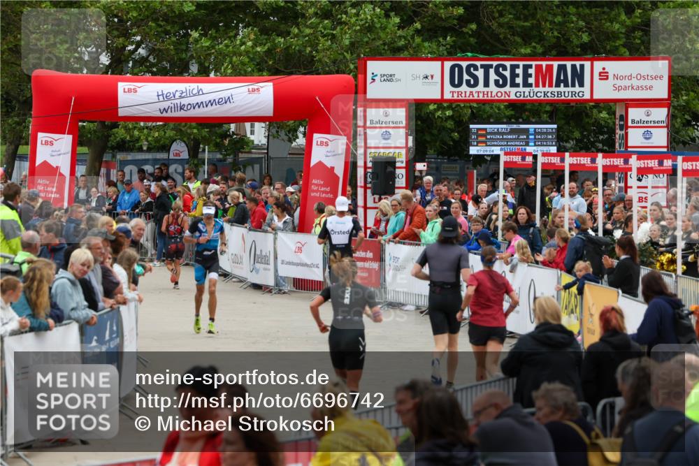 04.08.2024 - OstseeMan Michael Strokosch http://msf.ph/oto/6696742 04.08.2024 13:53:53 Laufen 289, 343, 353, 390, 400, 437, 502, 602, 662, 695, 768, 769, 772, 856, 871, 1167, 1200, 1206, 1210, 1235 meine-sportfotos.de