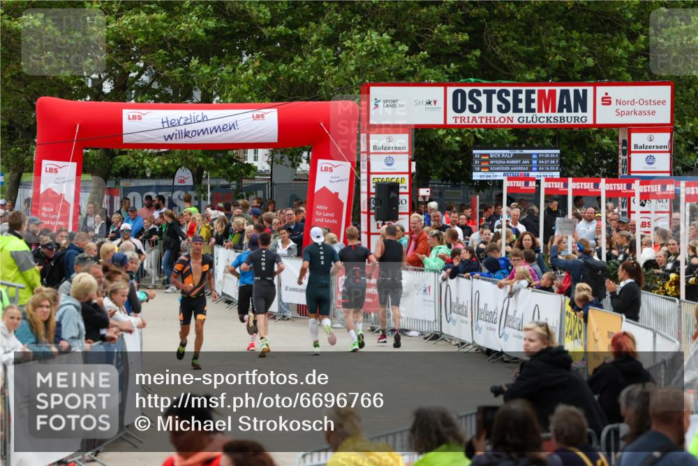 04.08.2024 - OstseeMan Michael Strokosch http://msf.ph/oto/6696766 04.08.2024 13:54:06 Laufen 289, 323, 350, 353, 390, 398, 400, 466, 502, 524, 622, 736, 768, 856, 871, 1167, 1200, 1210 meine-sportfotos.de
