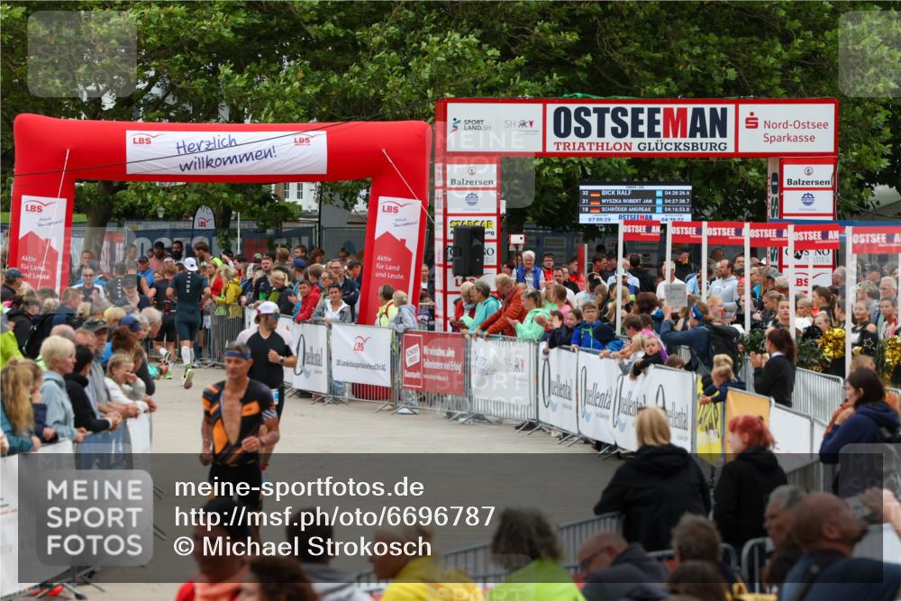 04.08.2024 - OstseeMan Michael Strokosch http://msf.ph/oto/6696787 04.08.2024 13:54:12 Laufen 323, 350, 378, 398, 400, 466, 502, 524, 617, 622, 736, 856, 871, 919, 1167, 1237 meine-sportfotos.de