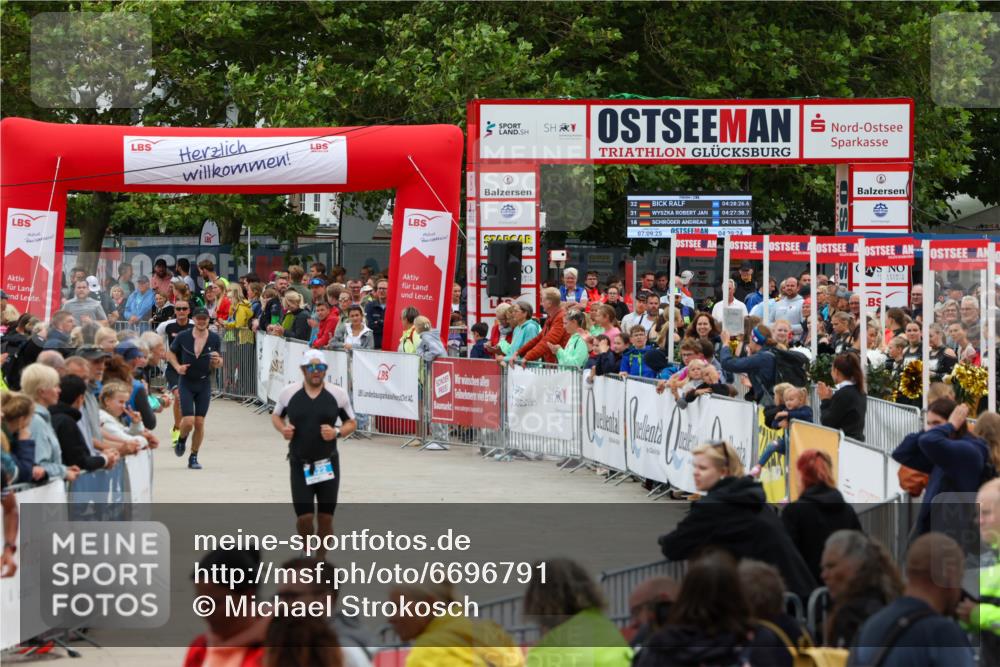 04.08.2024 - OstseeMan Michael Strokosch http://msf.ph/oto/6696791 04.08.2024 13:54:14 Laufen 323, 350, 378, 398, 400, 466, 502, 524, 617, 622, 631, 736, 748, 871, 919, 1167, 1237 meine-sportfotos.de