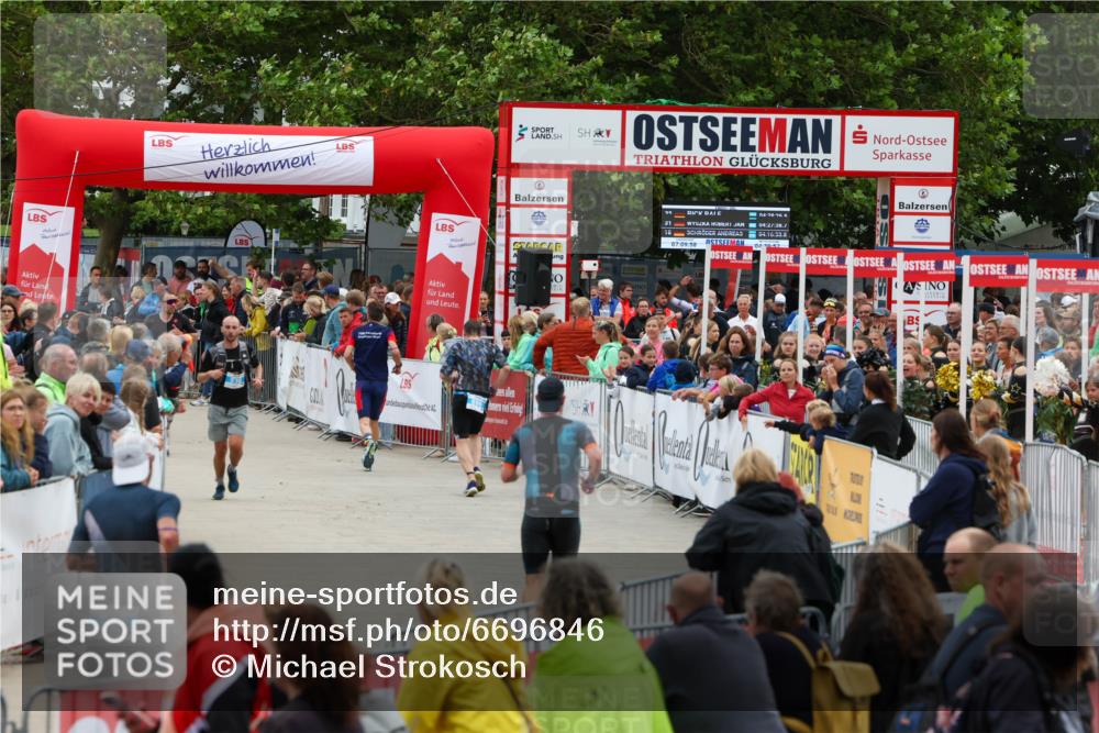 04.08.2024 - OstseeMan Michael Strokosch http://msf.ph/oto/6696846 04.08.2024 13:54:48 Laufen 90, 286, 392, 413, 495, 504, 517, 534, 536, 563, 605, 682, 1185, 1287 meine-sportfotos.de