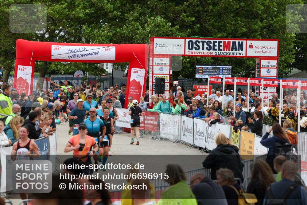 04.08.2024 - OstseeMan Michael Strokosch http://msf.ph/oto/6696915 04.08.2024 13:55:06 Laufen 69, 89, 94, 233, 274, 286, 331, 413, 428, 493, 495, 504, 563, 651, 707, 747, 777, 811, 874, 1124, 1142, 1147, 1185, 1192, 1274 meine-sportfotos.de