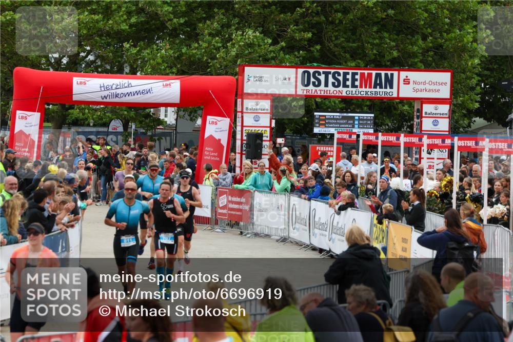 04.08.2024 - OstseeMan Michael Strokosch http://msf.ph/oto/6696919 04.08.2024 13:55:07 Laufen 69, 89, 94, 233, 274, 286, 331, 413, 428, 493, 495, 504, 563, 651, 707, 747, 777, 811, 874, 1124, 1142, 1147, 1185, 1192, 1274 meine-sportfotos.de