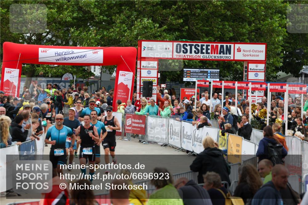 04.08.2024 - OstseeMan Michael Strokosch http://msf.ph/oto/6696923 04.08.2024 13:55:07 Laufen 69, 89, 94, 233, 274, 286, 331, 413, 428, 493, 495, 504, 563, 651, 707, 747, 777, 811, 874, 1124, 1142, 1147, 1185, 1192, 1274 meine-sportfotos.de