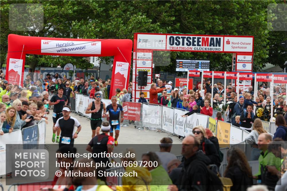 04.08.2024 - OstseeMan Michael Strokosch http://msf.ph/oto/6697200 04.08.2024 13:56:10 Laufen 108, 250, 259, 368, 386, 447, 473, 514, 531, 584, 652, 659, 699, 742, 744, 801, 822, 983, 1115, 1184, 1219, 1245 meine-sportfotos.de