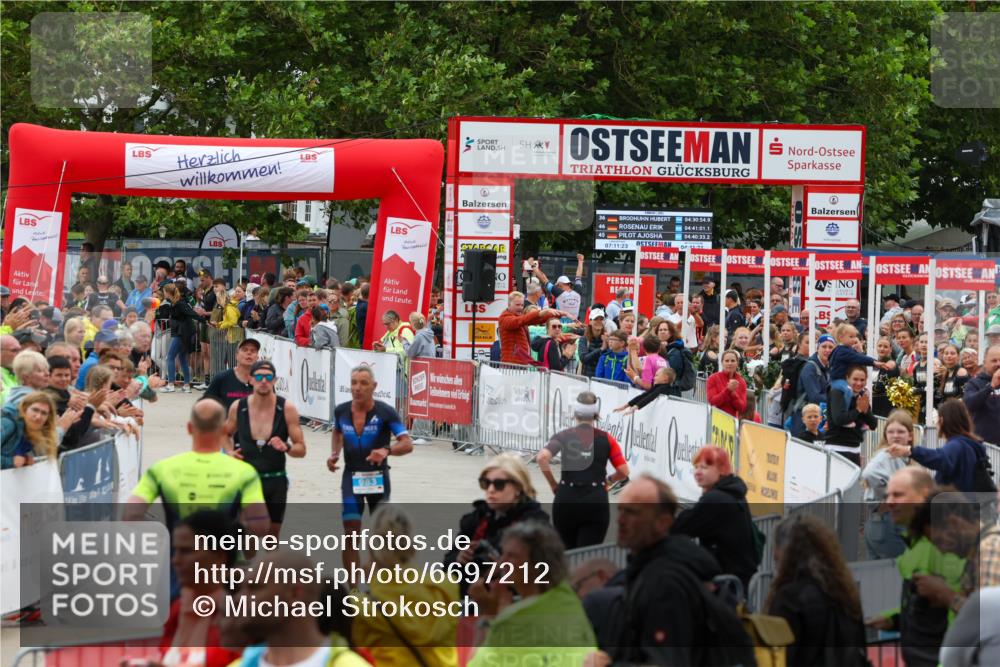 04.08.2024 - OstseeMan Michael Strokosch http://msf.ph/oto/6697212 04.08.2024 13:56:12 Laufen 108, 250, 259, 368, 386, 447, 473, 514, 531, 584, 652, 659, 699, 742, 744, 801, 822, 983, 1115, 1184, 1219, 1245 meine-sportfotos.de