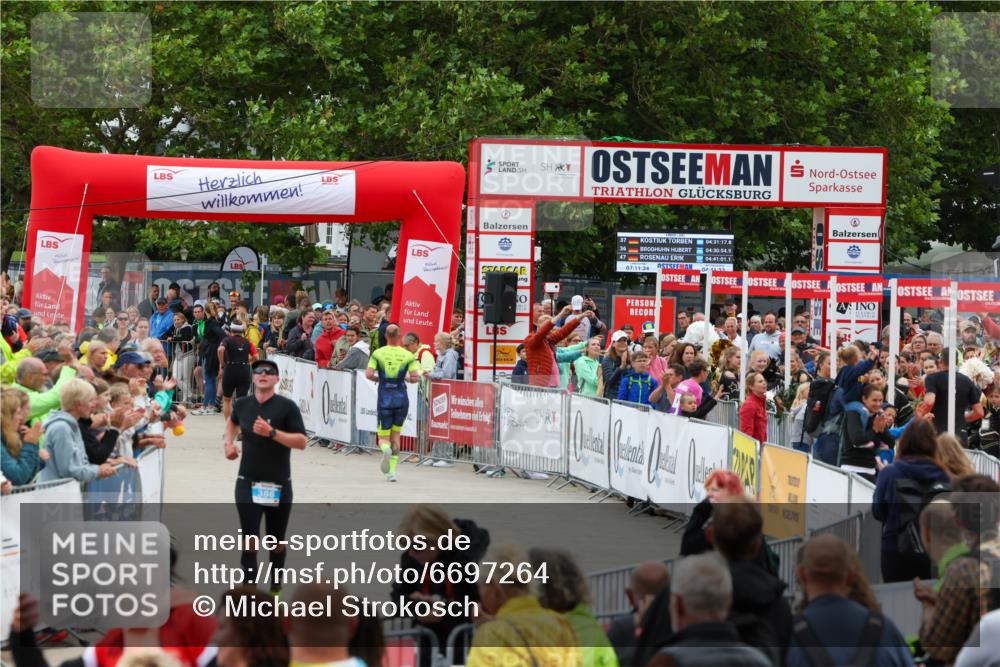 04.08.2024 - OstseeMan Michael Strokosch http://msf.ph/oto/6697264 04.08.2024 13:56:24 Laufen 24, 108, 152, 259, 298, 386, 415, 432, 447, 499, 514, 531, 584, 632, 699, 744, 801, 822, 983, 1184, 1222, 1245, 1280 meine-sportfotos.de