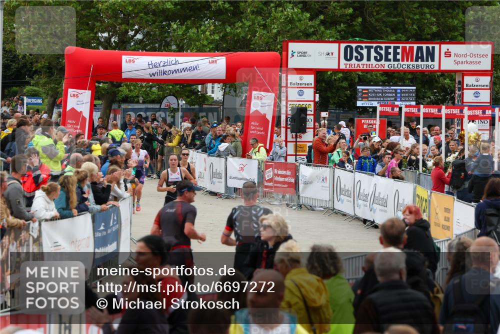 04.08.2024 - OstseeMan Michael Strokosch http://msf.ph/oto/6697272 04.08.2024 13:56:30 Laufen 24, 152, 173, 298, 386, 415, 432, 470, 499, 514, 584, 632, 744, 780, 781, 801, 1184, 1222, 1245, 1269, 1280 meine-sportfotos.de