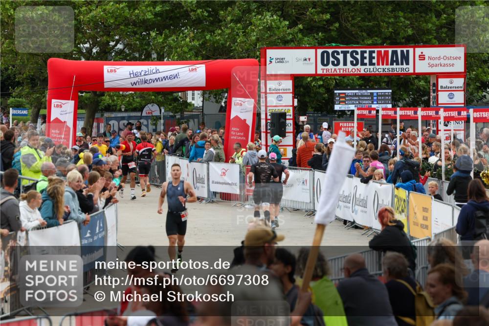 04.08.2024 - OstseeMan Michael Strokosch http://msf.ph/oto/6697308 04.08.2024 13:56:51 Laufen 5, 97, 132, 151, 170, 173, 284, 326, 470, 499, 507, 550, 625, 692, 725, 753, 780, 781, 1242, 1269 meine-sportfotos.de