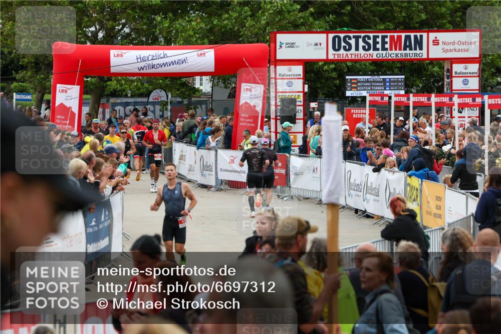04.08.2024 - OstseeMan Michael Strokosch http://msf.ph/oto/6697312 04.08.2024 13:56:52 Laufen 5, 97, 132, 151, 170, 173, 284, 326, 470, 507, 550, 625, 692, 725, 753, 780, 781, 1242, 1269 meine-sportfotos.de
