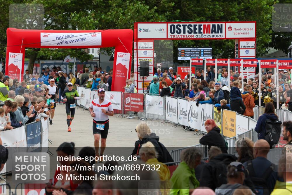 04.08.2024 - OstseeMan Michael Strokosch http://msf.ph/oto/6697332 04.08.2024 13:57:07 Laufen 5, 132, 170, 253, 284, 326, 497, 507, 530, 550, 564, 576, 625, 660, 663, 692, 725, 749, 753, 771, 786, 794, 900, 907, 938, 1188, 1242, 1262 meine-sportfotos.de