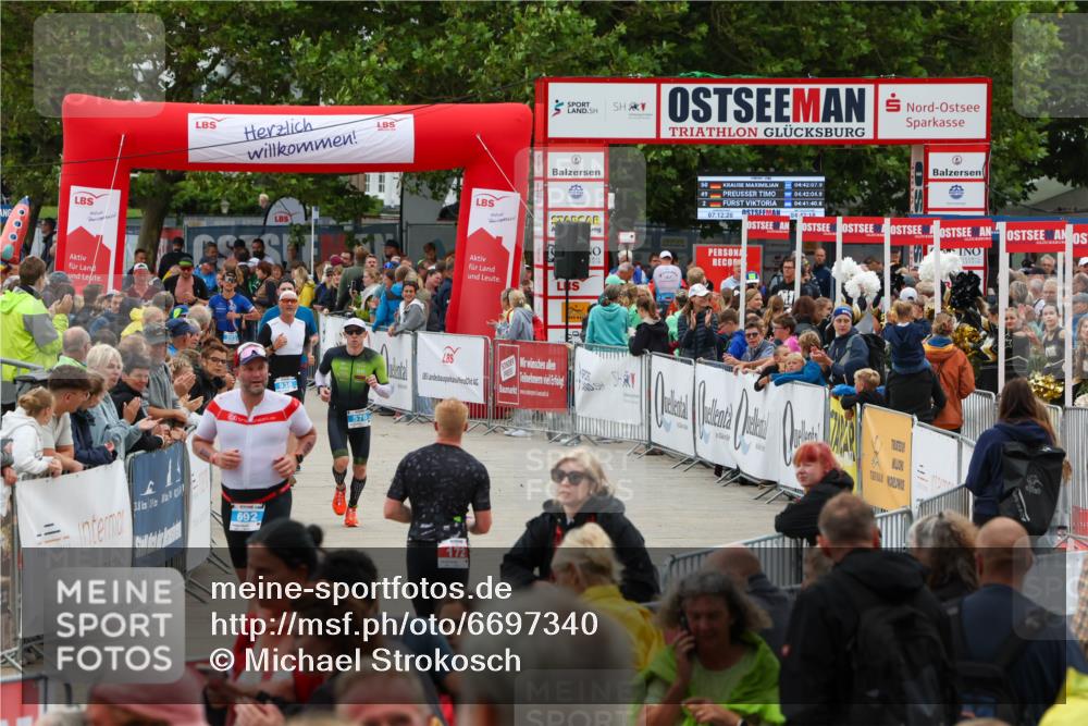 04.08.2024 - OstseeMan Michael Strokosch http://msf.ph/oto/6697340 04.08.2024 13:57:09 Laufen 5, 132, 170, 253, 284, 326, 446, 497, 507, 530, 550, 564, 576, 625, 660, 663, 692, 725, 749, 753, 771, 786, 794, 900, 907, 938, 1188, 1242, 1262 meine-sportfotos.de