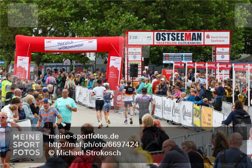 04.08.2024 - OstseeMan Michael Strokosch http://msf.ph/oto/6697424 04.08.2024 13:57:28 Laufen 135, 161, 253, 425, 446, 497, 564, 633, 660, 663, 749, 771, 785, 786, 794, 840, 900, 1262, 1296 meine-sportfotos.de