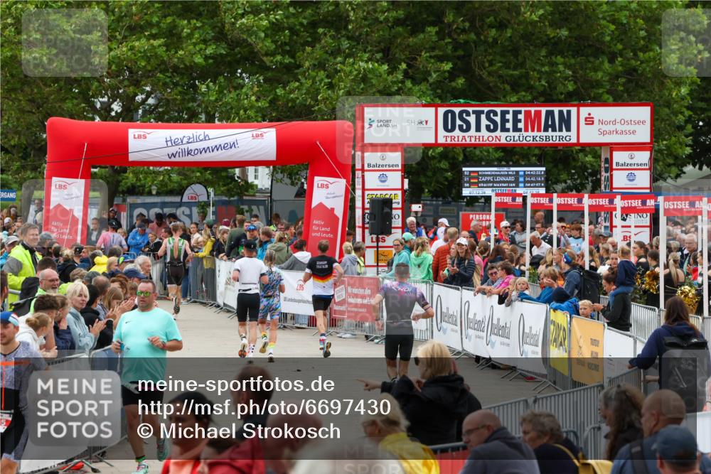 04.08.2024 - OstseeMan Michael Strokosch http://msf.ph/oto/6697430 04.08.2024 13:57:29 Laufen 135, 161, 253, 419, 425, 446, 497, 564, 633, 660, 663, 749, 771, 785, 786, 794, 840, 900, 1262, 1296 meine-sportfotos.de