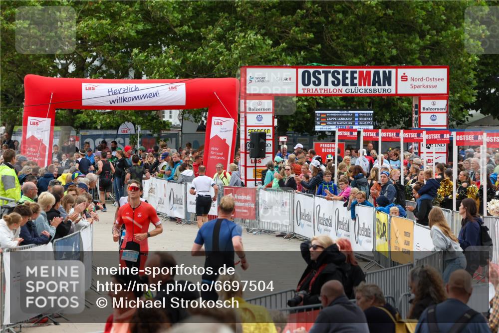 04.08.2024 - OstseeMan Michael Strokosch http://msf.ph/oto/6697504 04.08.2024 13:57:56 Laufen 120, 131, 172, 264, 288, 288, 419, 426, 608, 643, 759, 797, 922, 1211 meine-sportfotos.de
