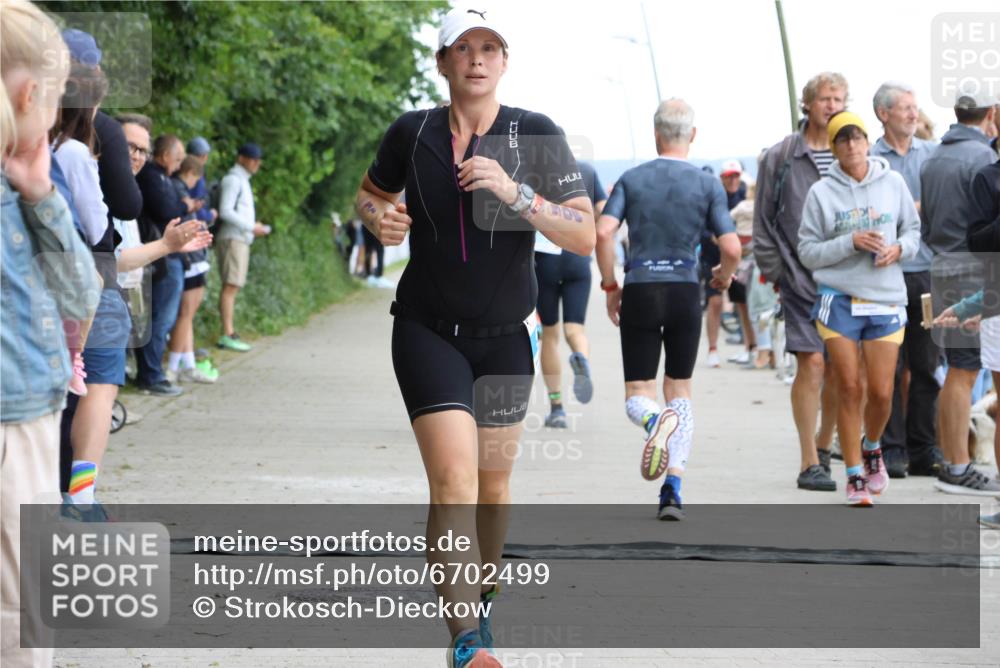 04.08.2024 - OstseeMan Strokosch-Dieckow http://msf.ph/oto/6702499 04.08.2024 13:54:43 Laufen 398, 441, 455, 506, 617, 622, 783, 871, 919, 1129, 1237 meine-sportfotos.de