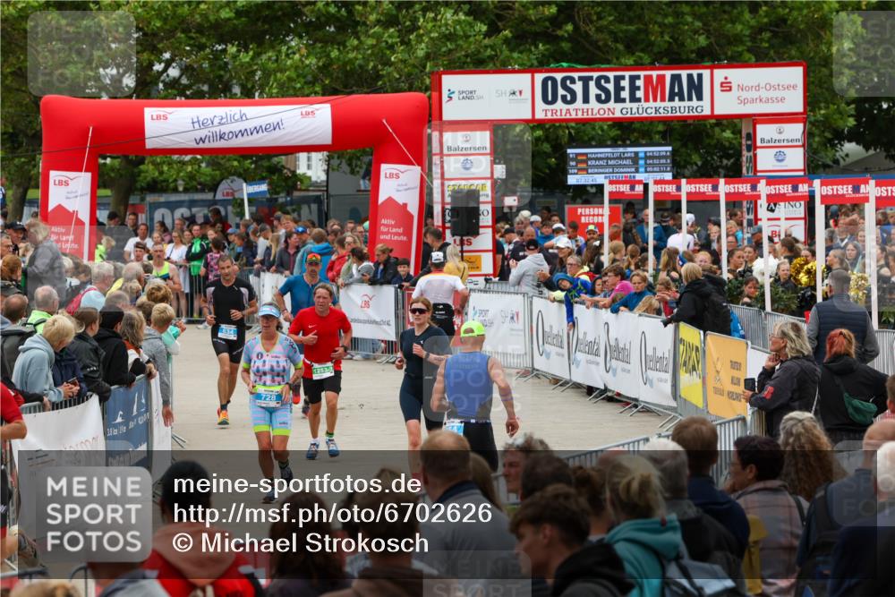 04.08.2024 - OstseeMan Michael Strokosch http://msf.ph/oto/6702626 04.08.2024 14:17:34 Laufen 148, 169, 309, 350, 352, 359, 389, 483, 535, 579, 606, 634, 695, 728, 810, 918, 1253, 1298 meine-sportfotos.de