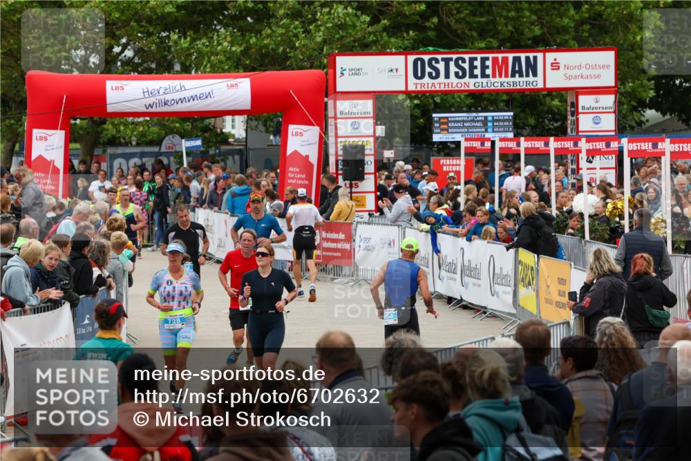 04.08.2024 - OstseeMan Michael Strokosch http://msf.ph/oto/6702632 04.08.2024 14:17:35 Laufen 148, 169, 309, 350, 352, 359, 389, 483, 535, 579, 606, 615, 634, 695, 728, 810, 918, 1253, 1298 meine-sportfotos.de