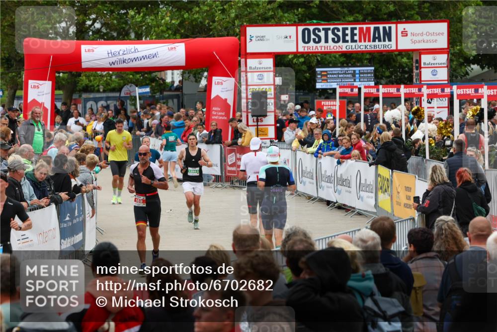 04.08.2024 - OstseeMan Michael Strokosch http://msf.ph/oto/6702682 04.08.2024 14:17:49 Laufen 148, 169, 352, 365, 389, 393, 490, 535, 579, 606, 615, 634, 695, 1158, 1193, 1253, 1258, 1294, 1298 meine-sportfotos.de