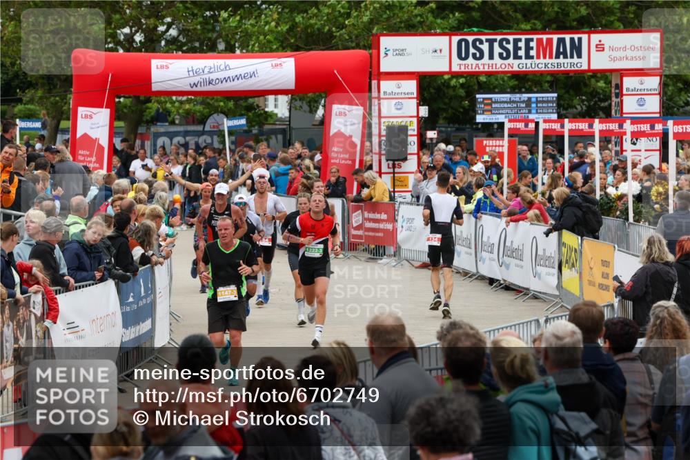 04.08.2024 - OstseeMan Michael Strokosch http://msf.ph/oto/6702749 04.08.2024 14:18:23 Laufen 73, 145, 184, 451, 464, 477, 513, 518, 566, 854, 903, 980, 987, 1147, 1176, 1222, 1257 meine-sportfotos.de