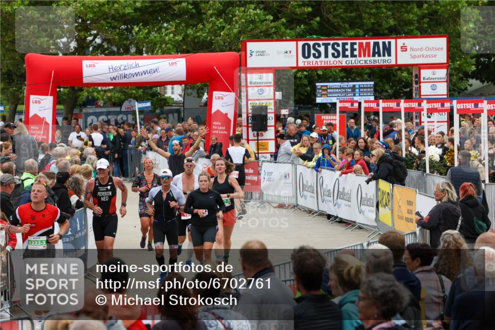 04.08.2024 - OstseeMan Michael Strokosch http://msf.ph/oto/6702761 04.08.2024 14:18:26 Laufen 73, 145, 184, 451, 464, 477, 518, 566, 640, 854, 903, 980, 981, 987, 1147, 1176, 1222, 1257, 1282 meine-sportfotos.de