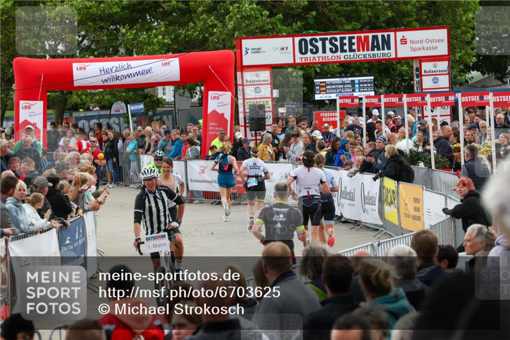 04.08.2024 - OstseeMan Michael Strokosch http://msf.ph/oto/6703625 04.08.2024 14:24:36 Laufen 41, 140, 177, 381, 409, 428, 430, 500, 515, 521, 712, 808, 838, 863, 874, 922, 928, 1128, 1144, 1157, 1251, 1297 meine-sportfotos.de