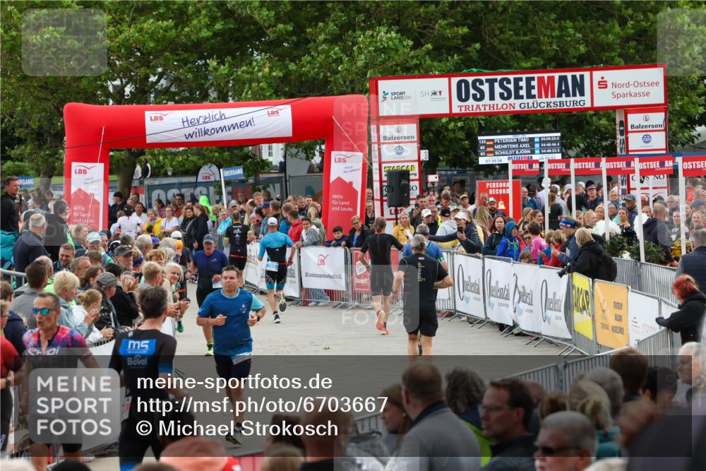 04.08.2024 - OstseeMan Michael Strokosch http://msf.ph/oto/6703667 04.08.2024 14:24:47 Laufen 41, 177, 302, 381, 409, 428, 500, 515, 521, 524, 532, 808, 838, 863, 874, 901, 922, 928, 1144, 1170, 1251 meine-sportfotos.de