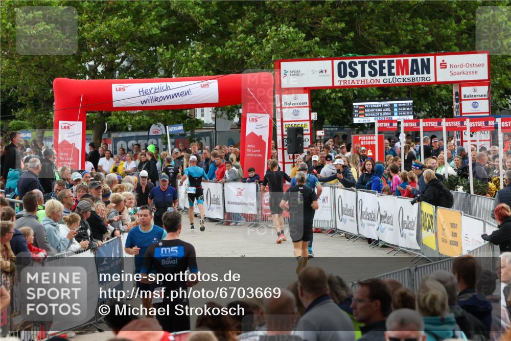 04.08.2024 - OstseeMan Michael Strokosch http://msf.ph/oto/6703669 04.08.2024 14:24:48 Laufen 41, 177, 302, 381, 409, 428, 500, 515, 521, 524, 532, 547, 808, 821, 838, 863, 874, 901, 922, 928, 1144, 1170, 1251 meine-sportfotos.de