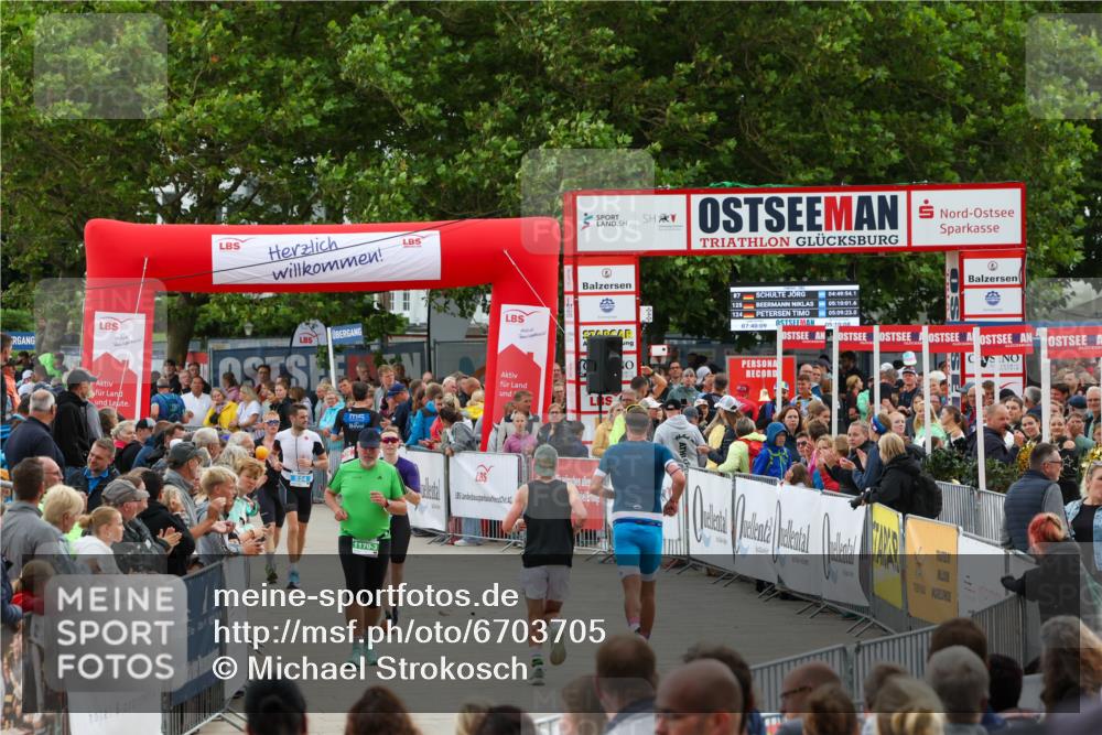 04.08.2024 - OstseeMan Michael Strokosch http://msf.ph/oto/6703705 04.08.2024 14:24:59 Laufen 172, 302, 381, 428, 500, 515, 524, 532, 547, 631, 821, 838, 874, 901, 911, 1170, 1190 meine-sportfotos.de