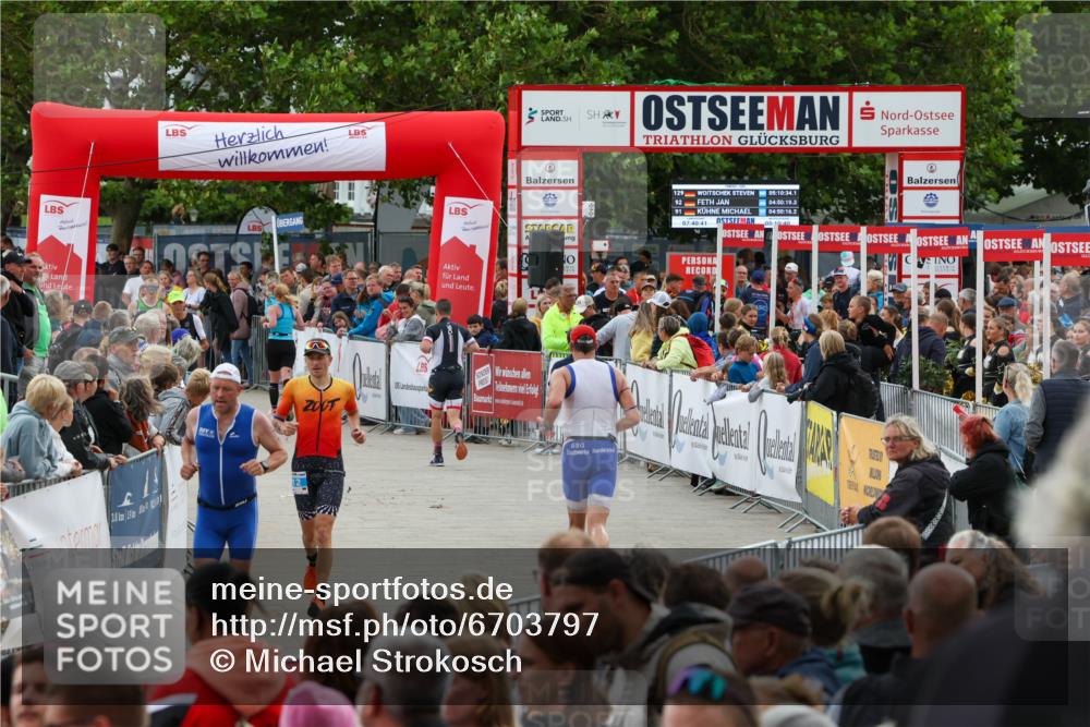 04.08.2024 - OstseeMan Michael Strokosch http://msf.ph/oto/6703797 04.08.2024 14:25:32 Laufen 97, 131, 156, 368, 412, 466, 502, 688, 745, 763, 765, 791, 798, 818, 853, 892, 898, 961, 1103, 1126, 1294 meine-sportfotos.de