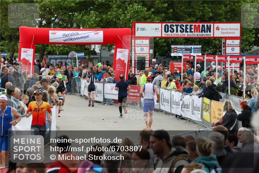 04.08.2024 - OstseeMan Michael Strokosch http://msf.ph/oto/6703807 04.08.2024 14:25:34 Laufen 97, 131, 156, 368, 412, 688, 745, 763, 765, 818, 853, 892, 898, 961, 1103, 1126, 1188, 1203, 1269, 1294 meine-sportfotos.de