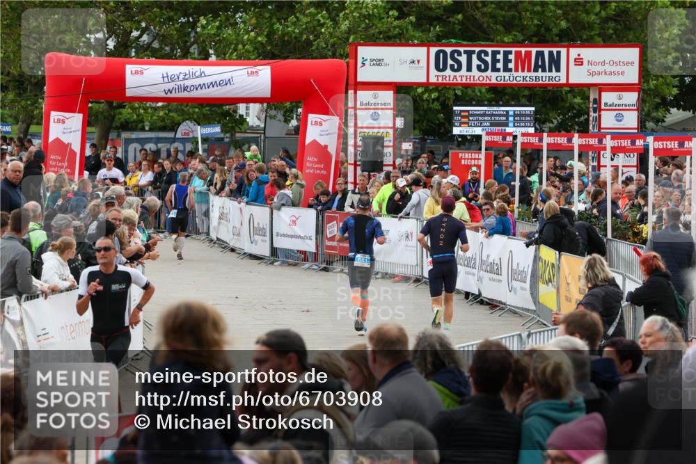 04.08.2024 - OstseeMan Michael Strokosch http://msf.ph/oto/6703908 04.08.2024 14:26:21 Laufen 65, 433, 483, 614, 617, 741, 746, 780, 930, 1112, 1147, 1185, 1194, 1267, 1270, 1288 meine-sportfotos.de